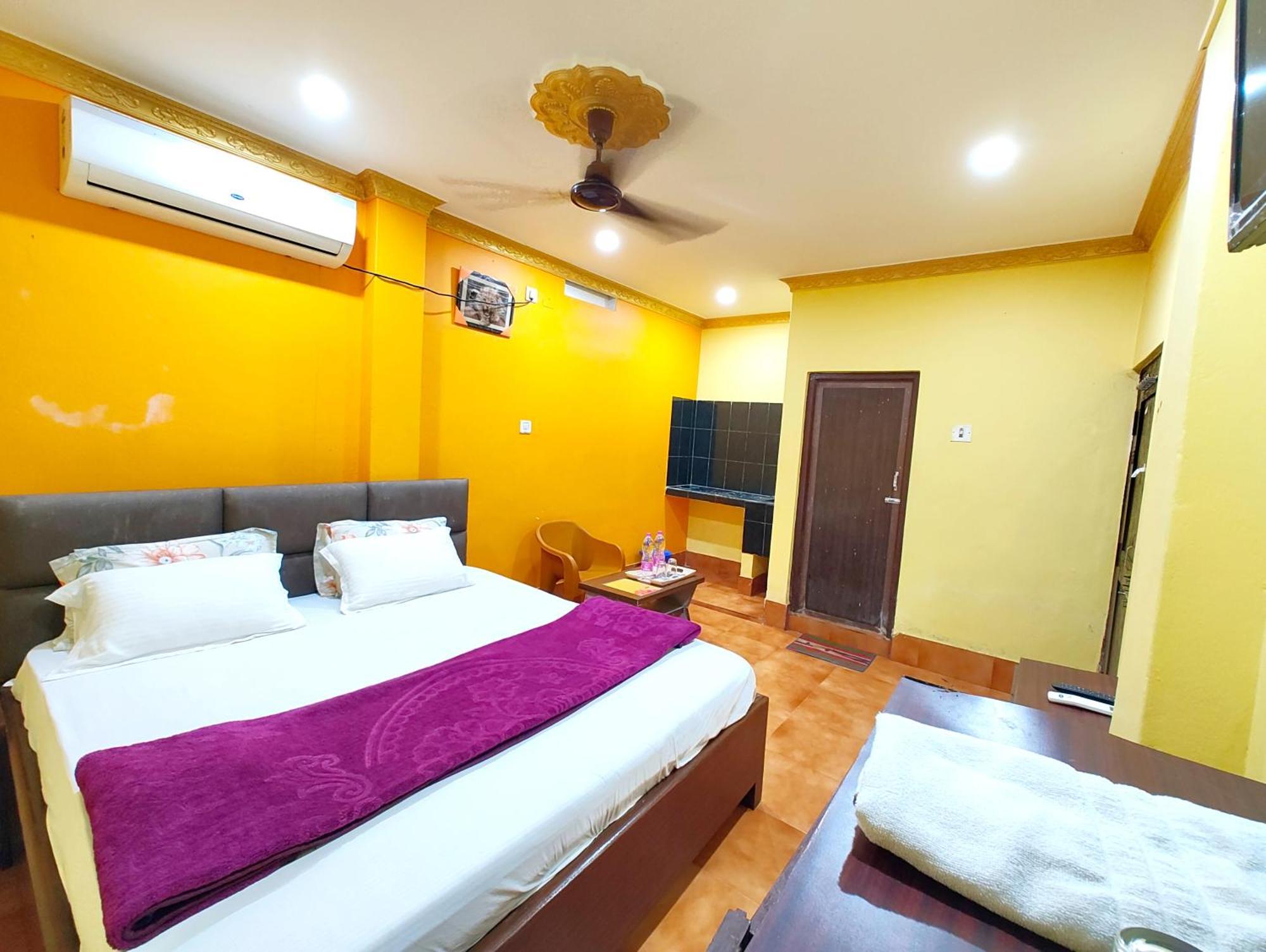 Goroomgo Sahoo Palace Puri - Prime Location Near Sea Beach - Excellent Service With Parking Facilities Exterior foto