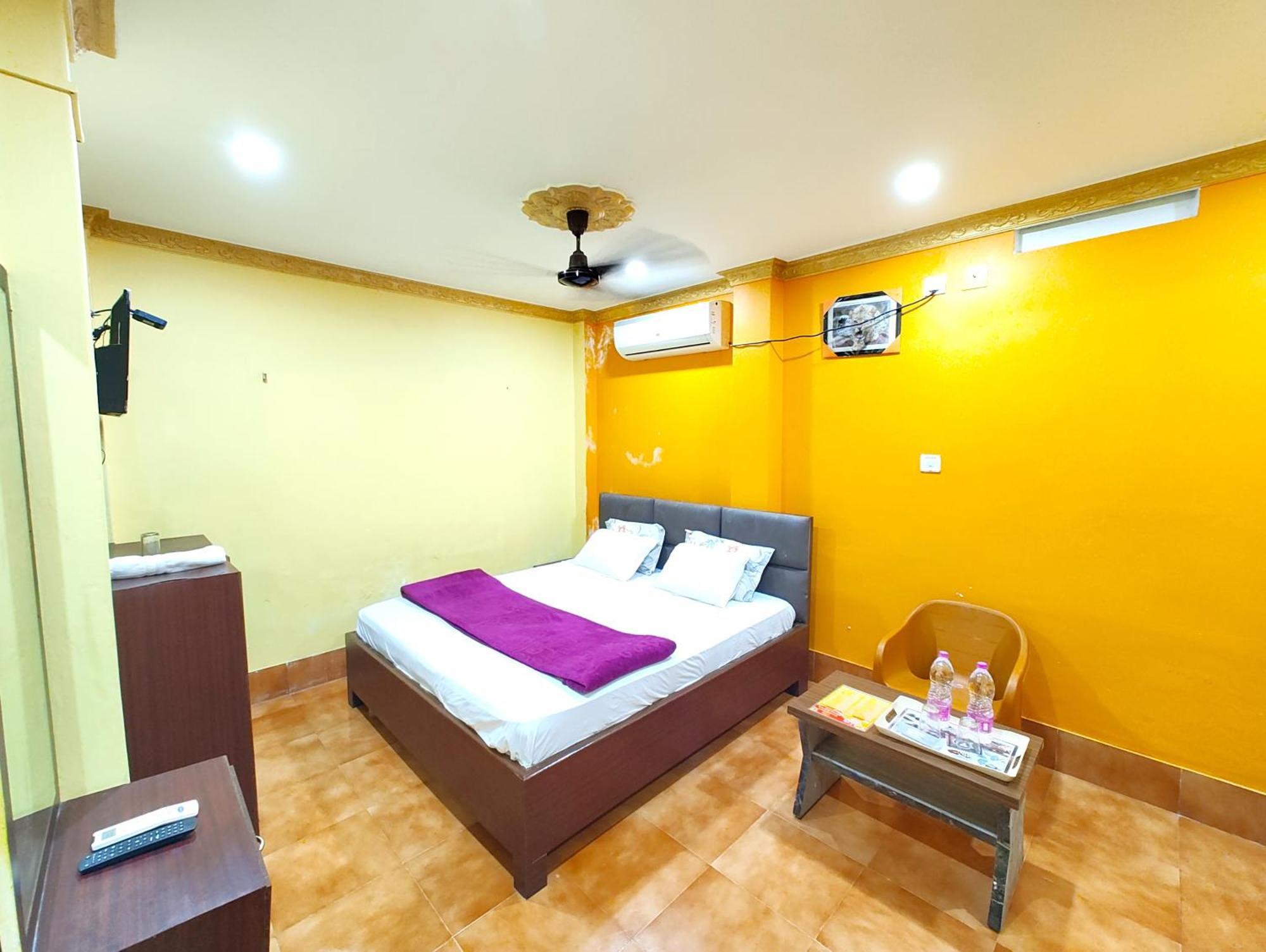 Goroomgo Sahoo Palace Puri - Prime Location Near Sea Beach - Excellent Service With Parking Facilities Exterior foto